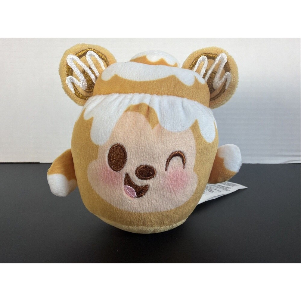 Disney Munchlings Cinnamon Swirl Bun Mickey Mouse 4” Mini Plush